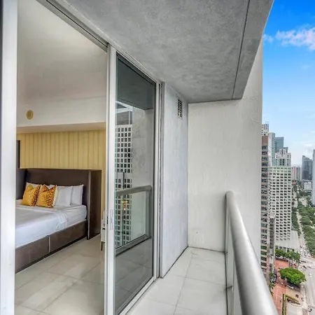 38Th Floor W Residence With Amenities